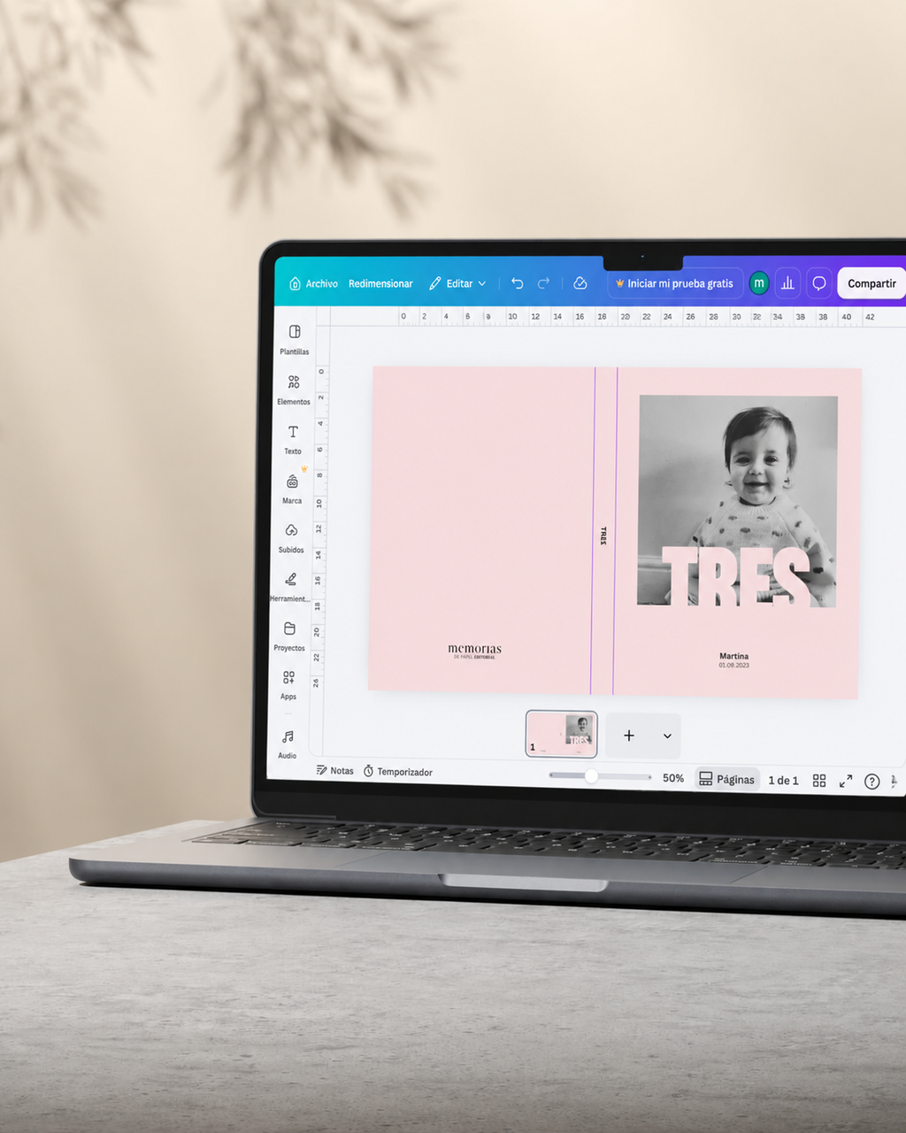 Plantilla photobook en Canva | 3 Años Rosado